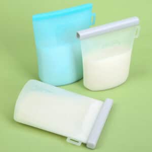 custom-silicone-milk-storage-bag-reusable-breastmilk-freezer