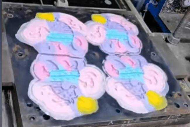 Patented technology for complex multi tone silicone products with integrated multi color molding